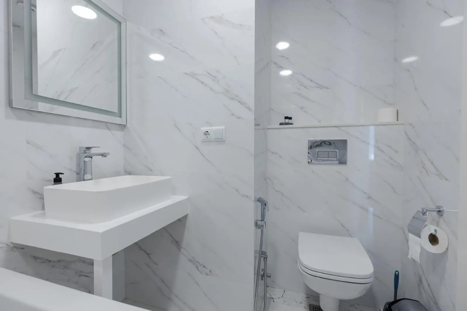Batum World 2016 Apartment 0*, Batumi